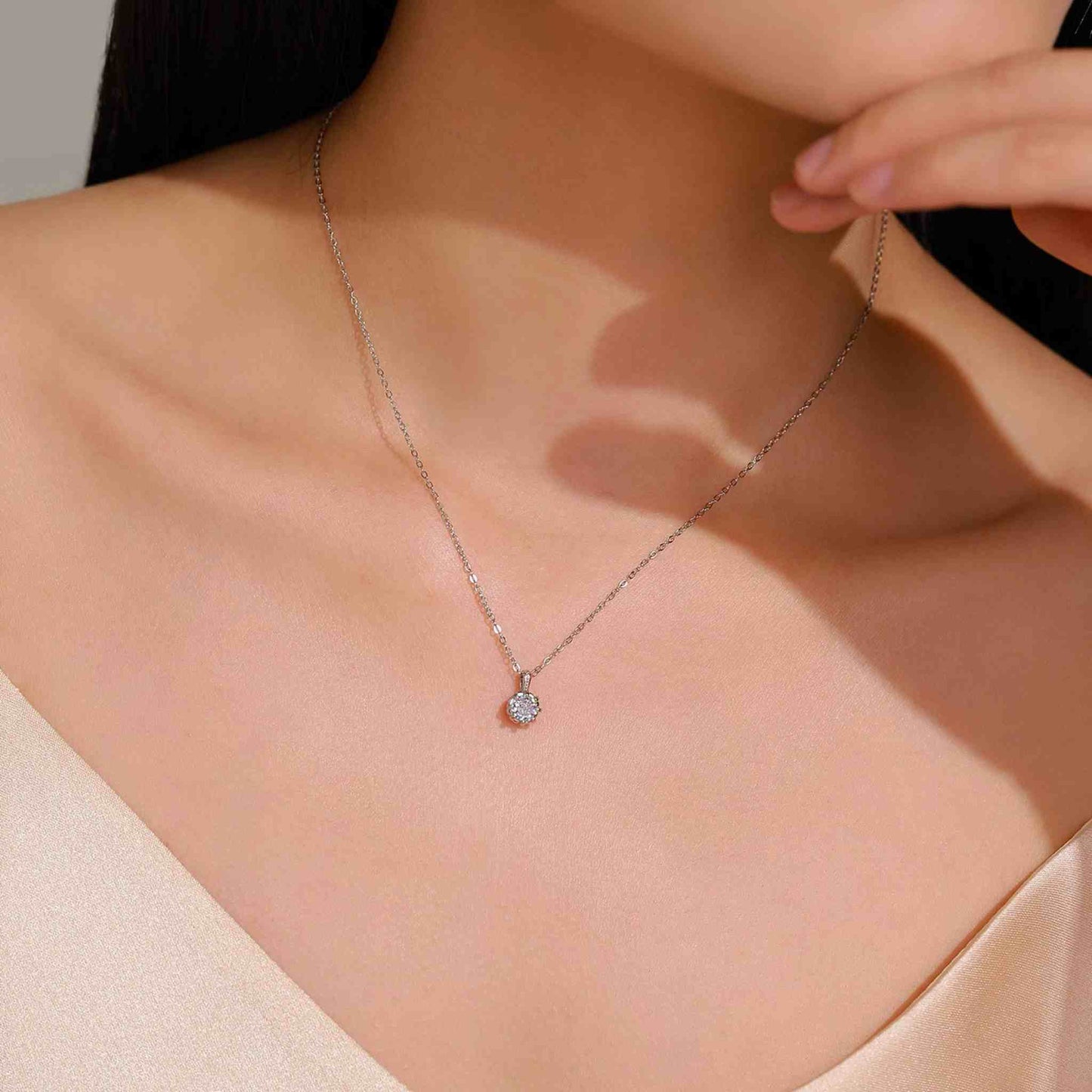 RareLucky Round Solitaire Crown S925 Necklace