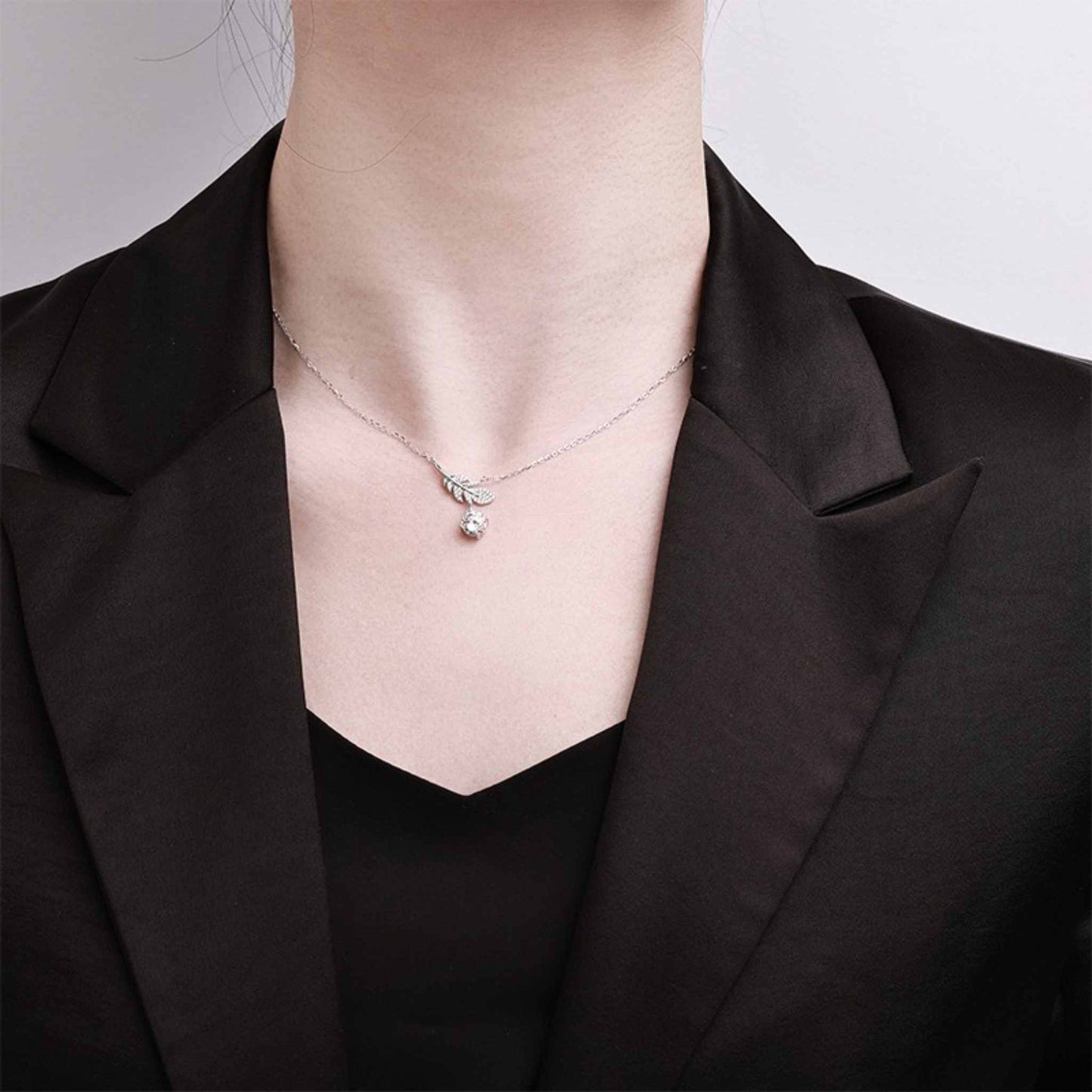 RareLucky Leaf Moissanite S925 Necklace