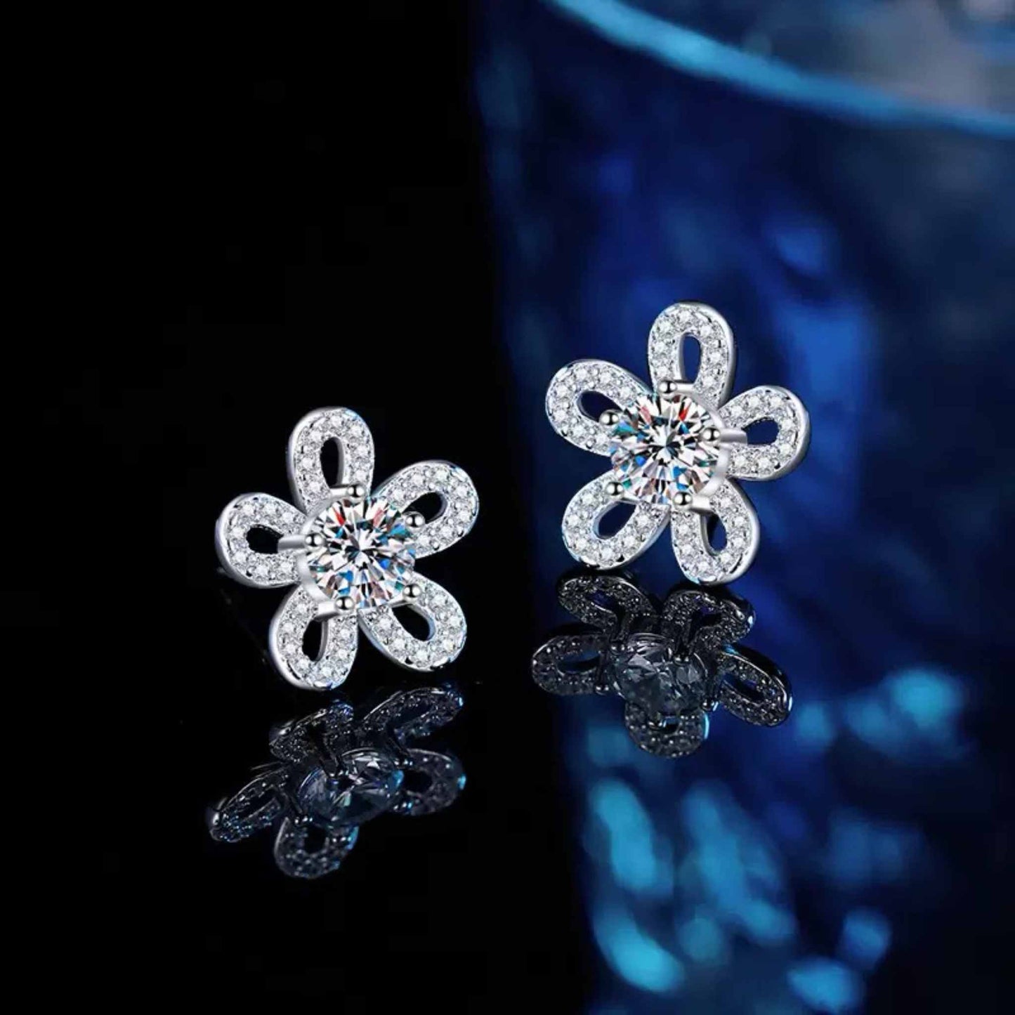 RareLucky Openwork Bloom Moissanite Set